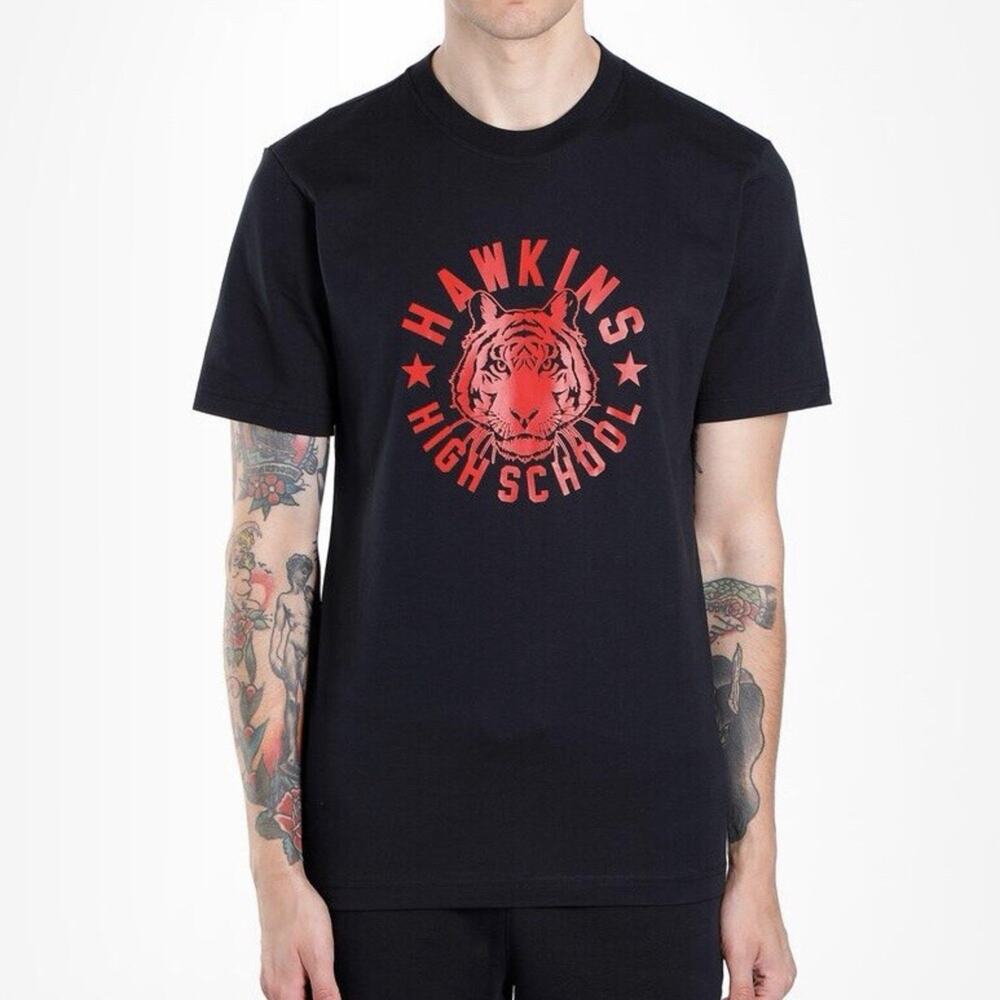 Nike X Stranger Things Hawkins High School Black Red Tee Shirt Men’s Medium